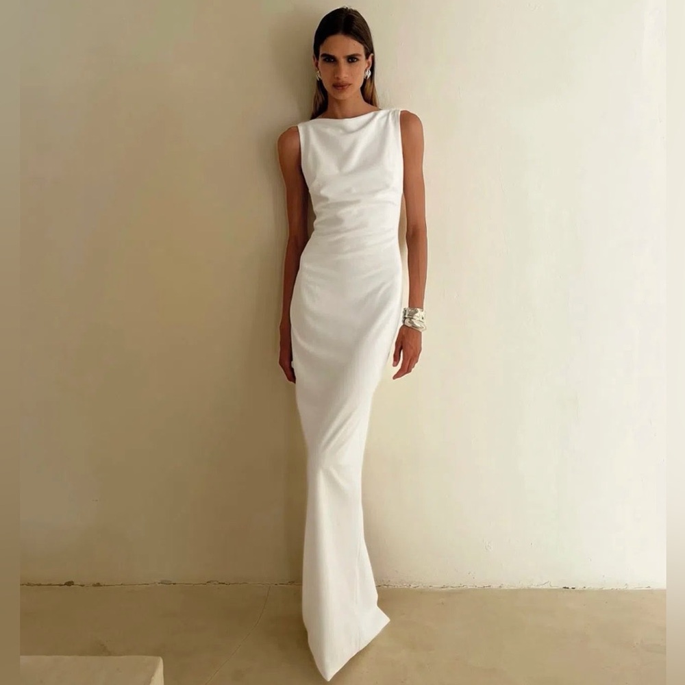 Effie Kats Verona Gown NWT